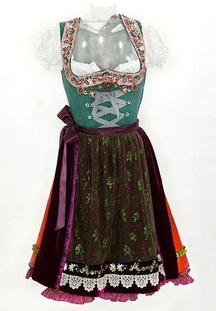 ausgefallene dirndl|More.